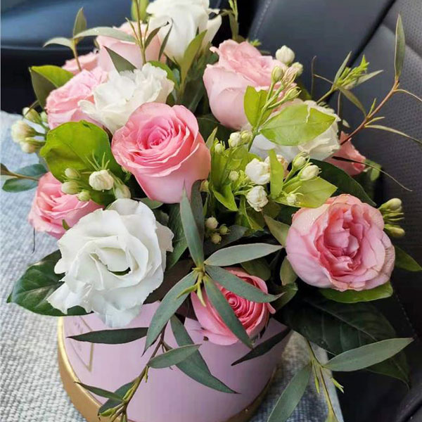 Blush Pink & Ivory Rose Gift Box