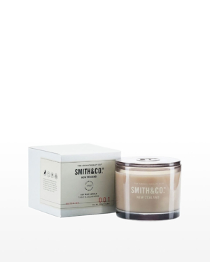 The Aromatherapy Co Smith & Co. Tabac Cedarwood Candle 250g
